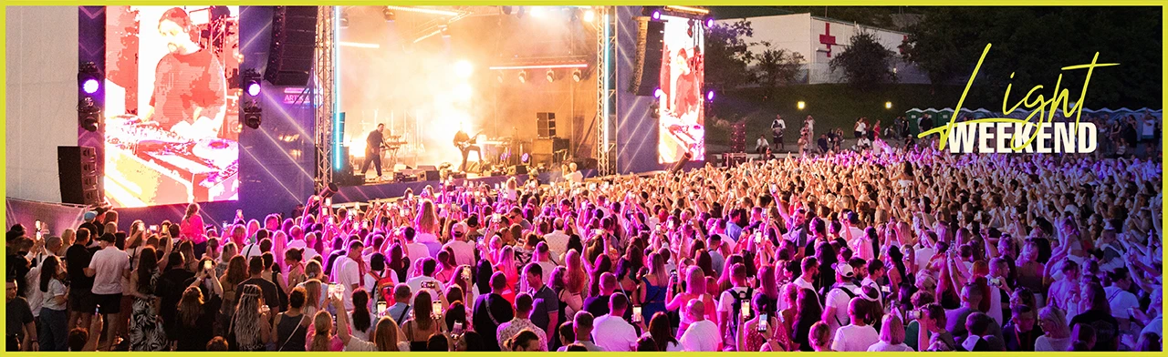 Постер Light Weekend Музыкальный фестиваль в Краснодаре