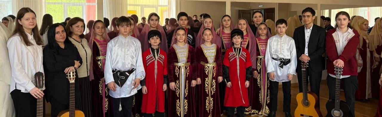 Постер Концерт «Свет родных окон» в Махачкале