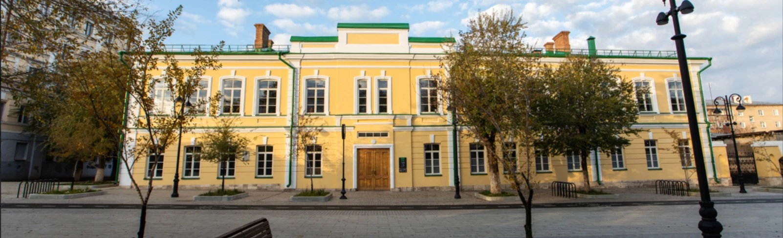 Постер Культурный английский. Музейное занятие для детей в Оренбурге