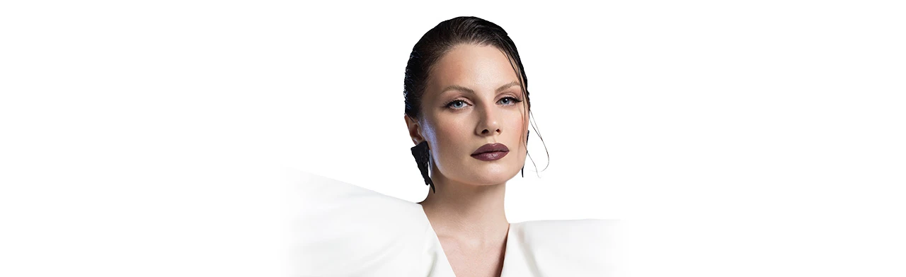 Постер Ева Власова