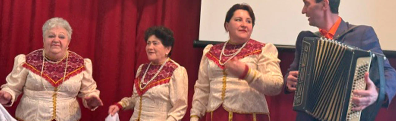 Постер Мелодия семейного счастья. Концертная программа в Ростове-на-Дону