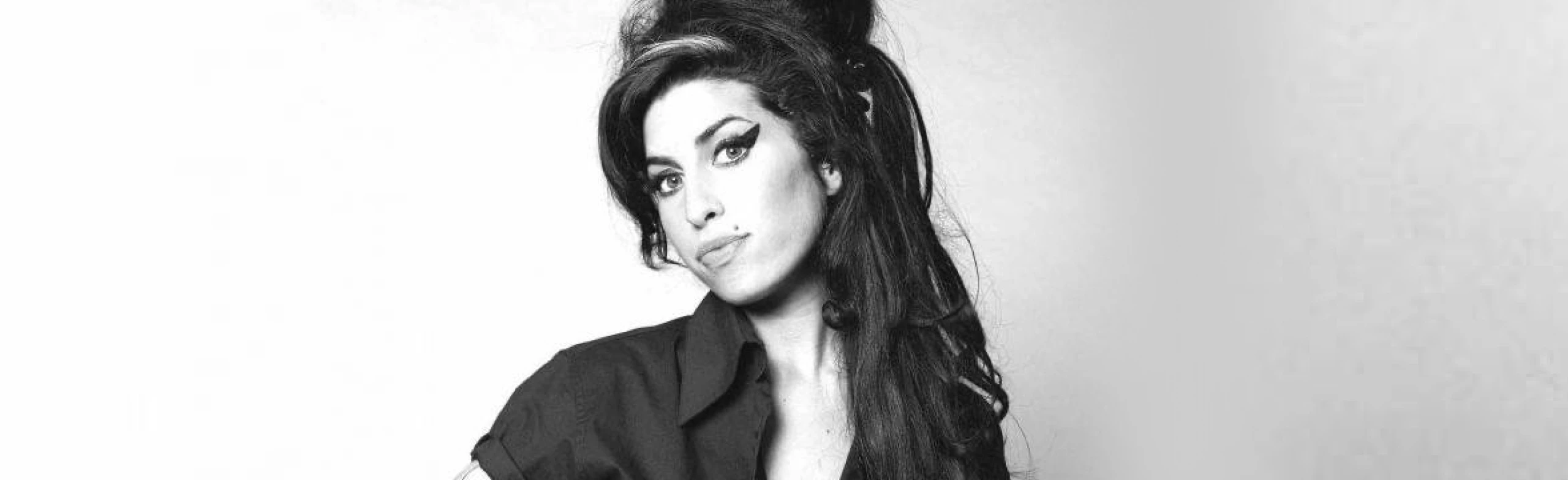 Постер МАГИЯ СВЕЧЕЙ. «AMY WINEHOUSE. Джаз на крыше» в Санкт-Петербурге