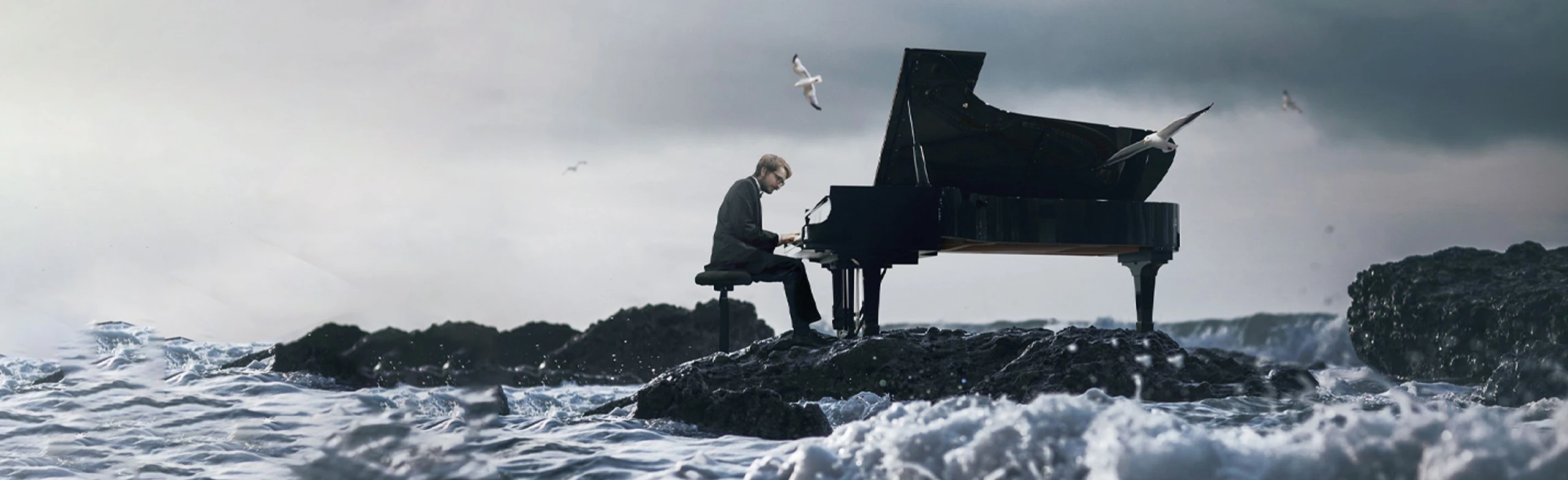 Постер Оркестр у моря «Ludovico Einaudi» в Санкт-Петербурге