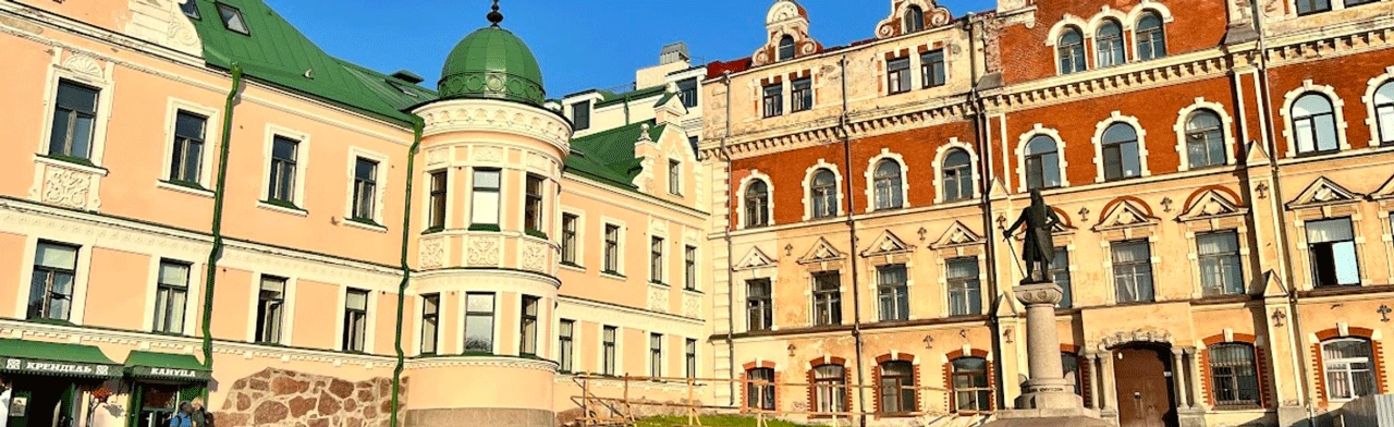 Постер Выборг. Путешествие в средневековье: мощеные улочки старого города, рецепт Выборгского кренделя и легенды парка Монрепо. в Санкт-Петербурге