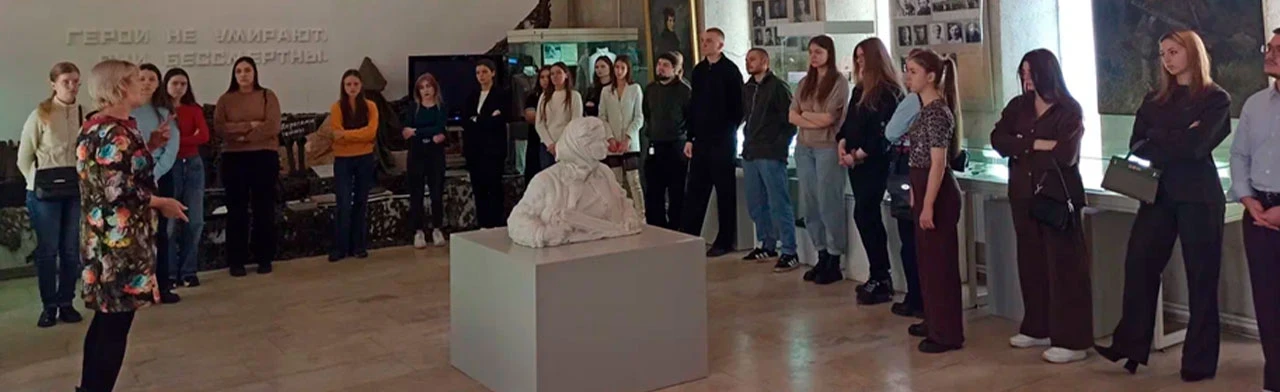 Постер Юность опалённая войной: Сборная экскурсия по историко-мемориальной выставке «Во имя тебя, Родина!» в Твери