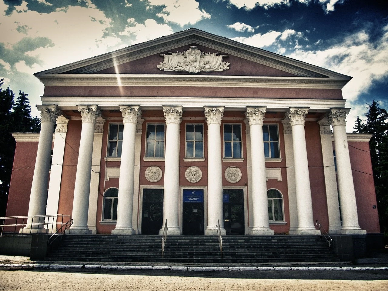 Постер площадки ДК Чайка