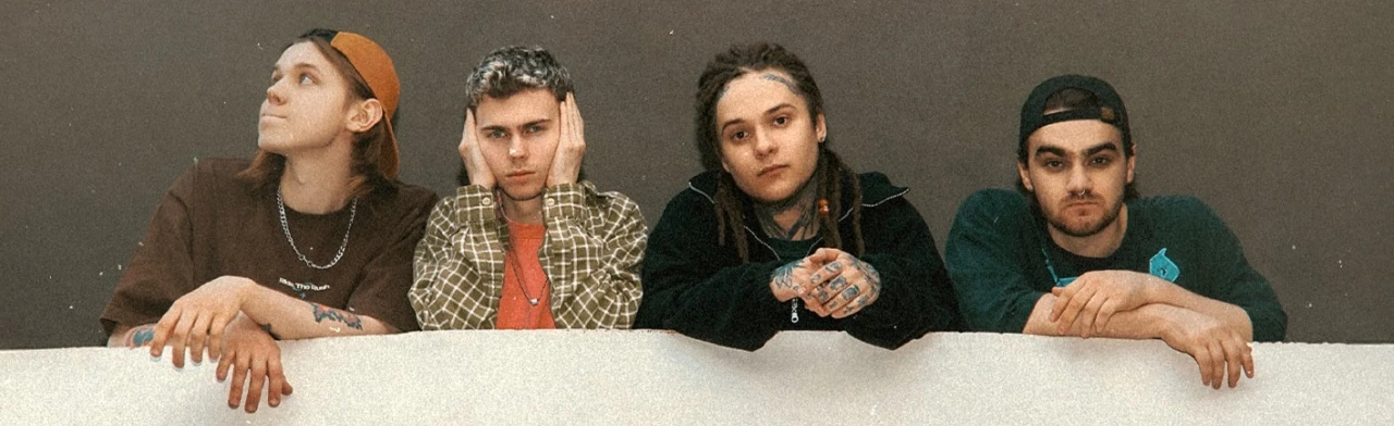 Постер Папин Олимпос