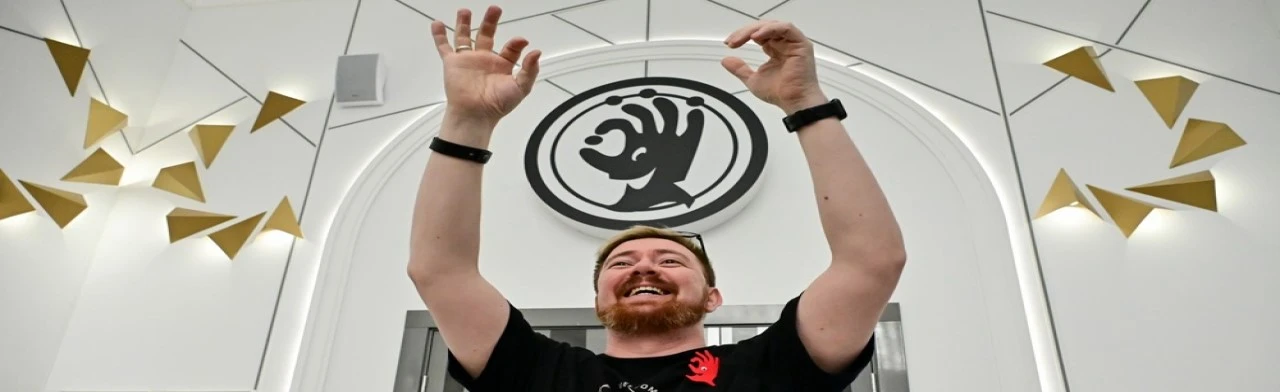 Постер Больше, чем экскурсия для взрослого зрителя