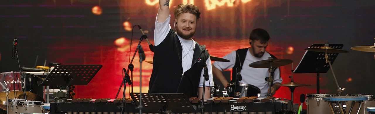 Постер Супергерои. Впервые в Миассе в Челябинске