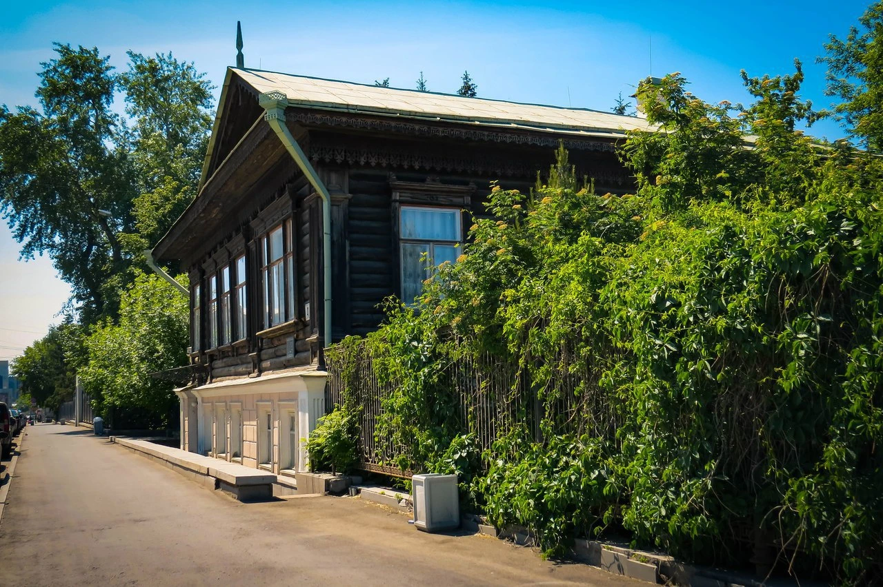 Постер Музей "Литературная жизнь Урала XIX века" на ул. Царская