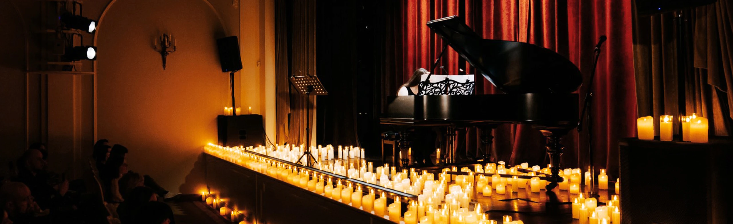 Постер Людовико Эйнауди: Неоклассика при свечах