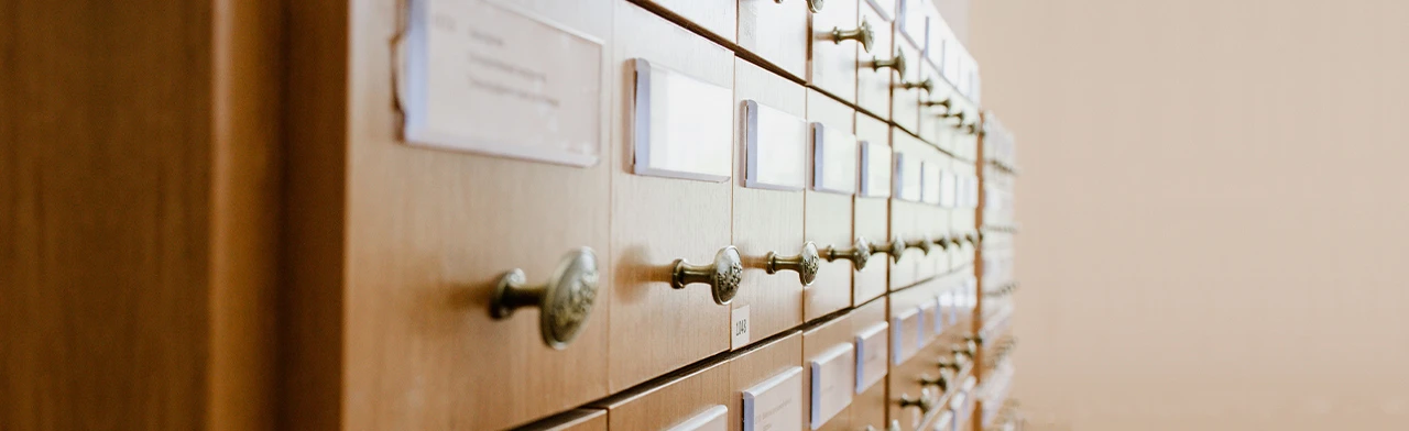 Постер Белинка: ресурсы и фонды. Обзорная экскурсия по библиотеке в Екатеринбурге