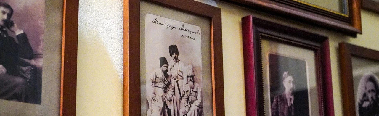 Постер Мастер-класс «Родоведческий туризм: как подготовиться к поездке и собрать максимум сведений и впечатлений» в Екатеринбурге