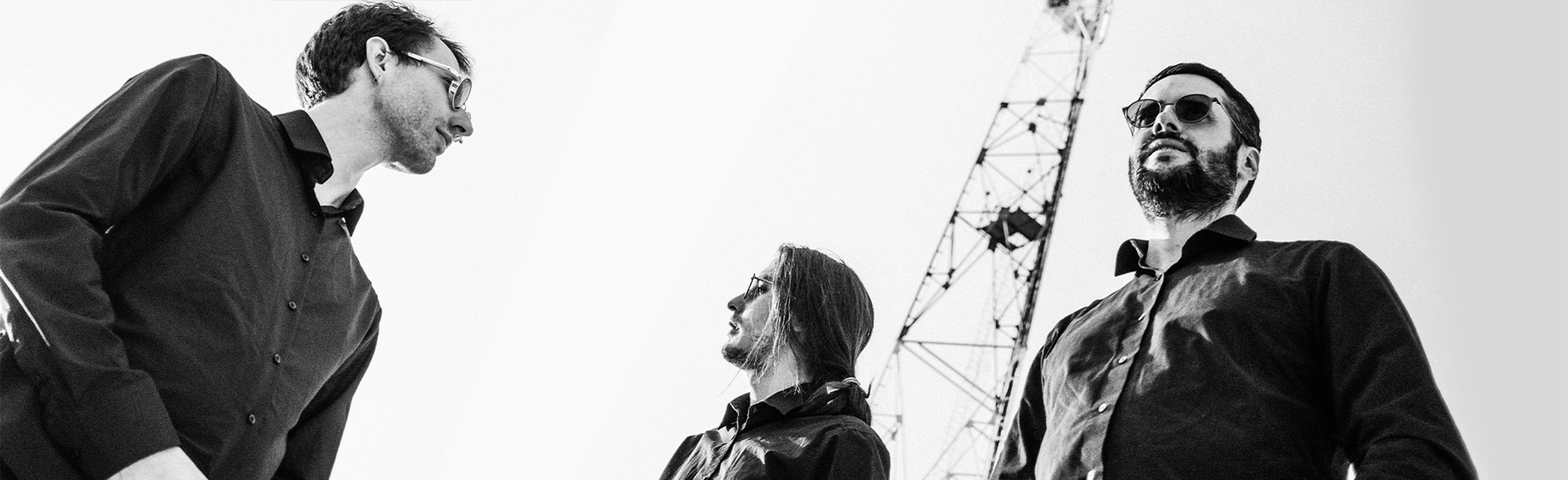 Постер illo.trio - кинематографичный пост-джаз в Геленджике