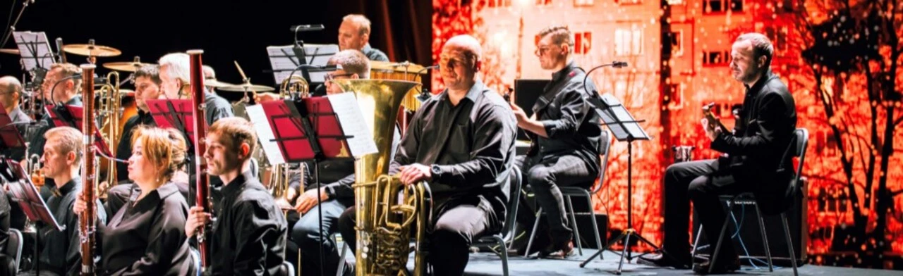 Постер Хиты мирового кино в Хабаровске