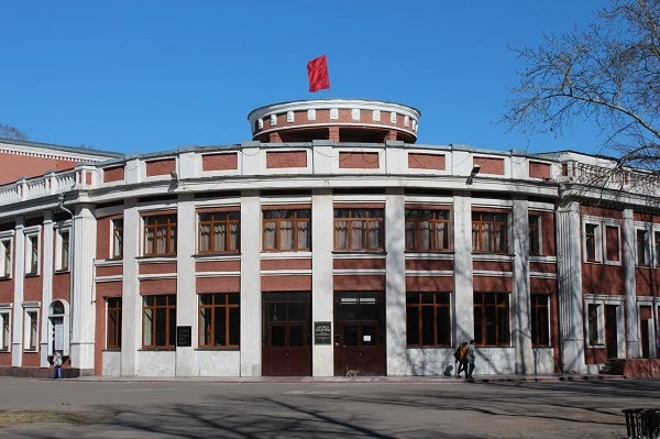 Постер площадки ДК «им. Гагарина»