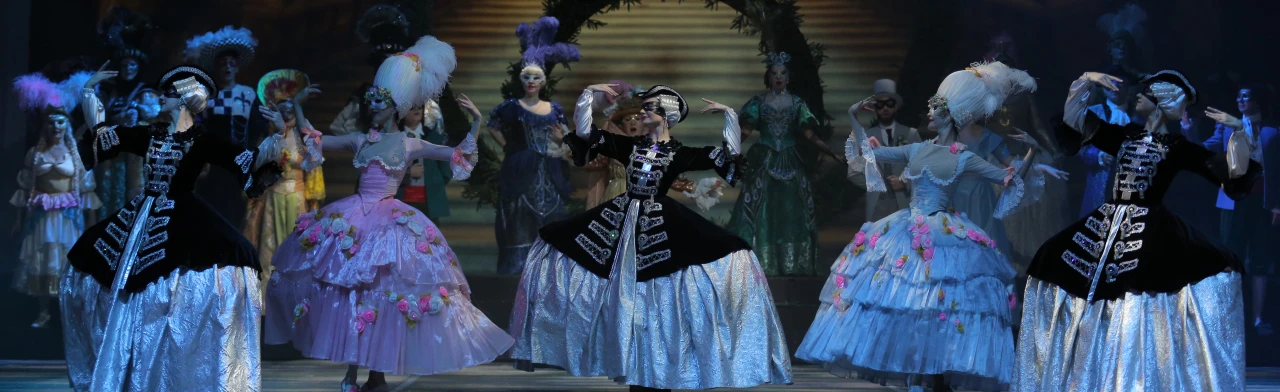 Постер Старый Новый год в "Премьере"