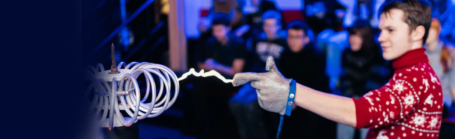 Постер Эксперимент - шоу "Электро" в Красноярске