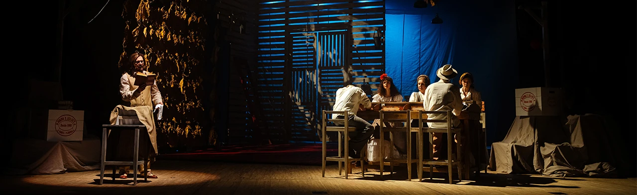 Постер Анна в тропиках в Красноярске