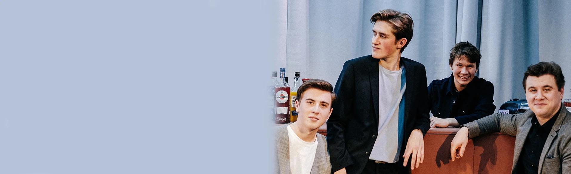 Постер Мне чай и виски с колой в Красноярске