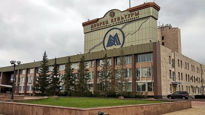 Постер площадки ДКМ им. Орджоникидзе