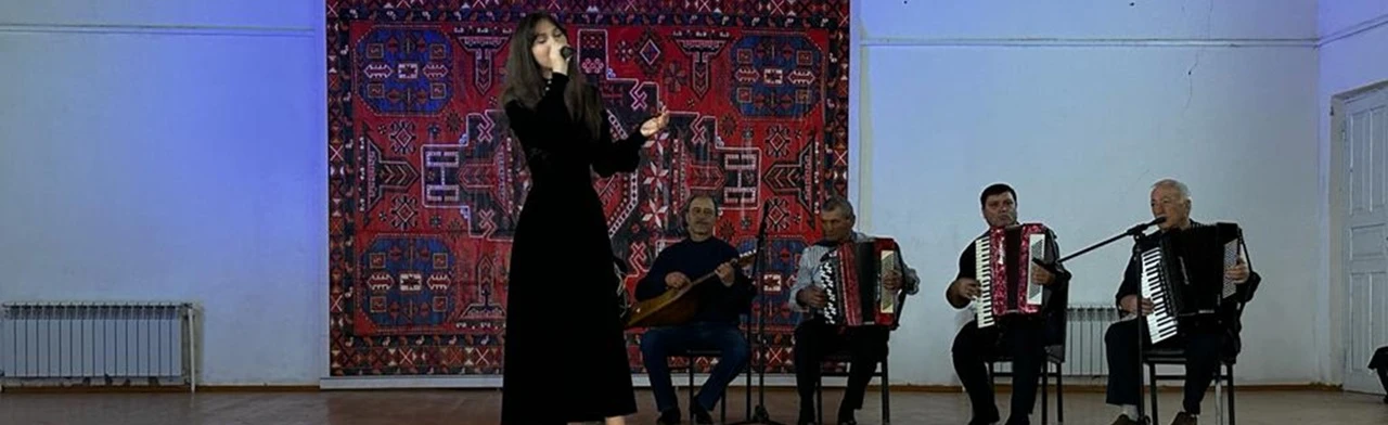 Постер Фестиваль народного творчества «Поет село родное» в Махачкале