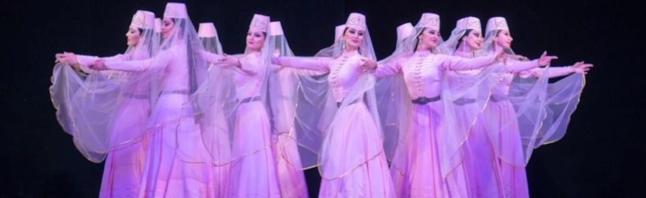 Постер Государственный академический ансамбль танца «Алан» в Москве