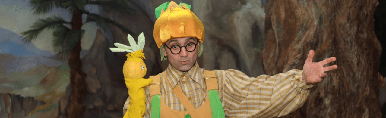 Постер Чиполлино и его друзья в Москве