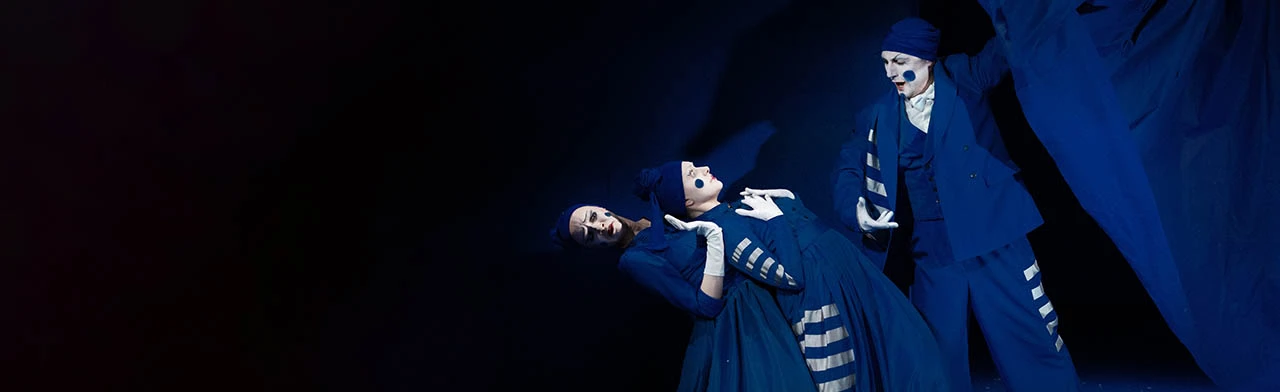 Постер С художника спросится в Москве