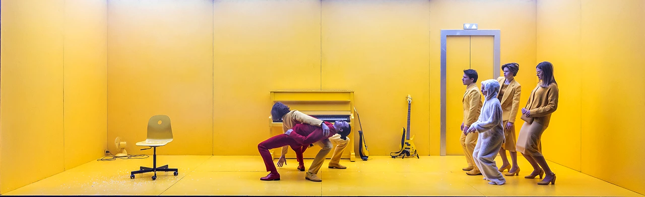 Постер Мой папа - Питер Пэн в Москве