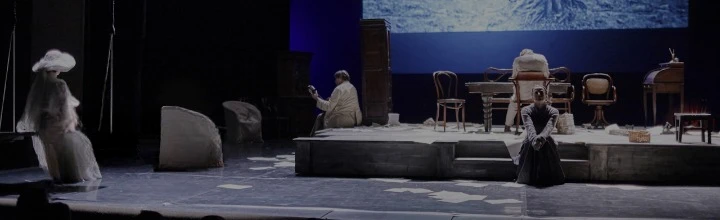 Постер Дядя Ваня в Москве