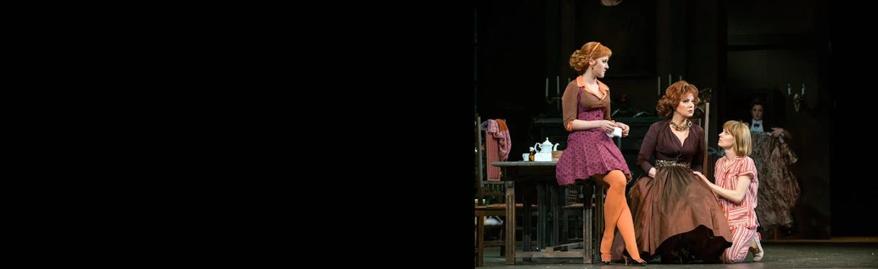 Постер Восемь любящих женщин в Москве