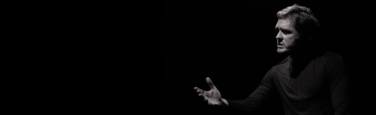 Постер Путь к сердцу в Москве