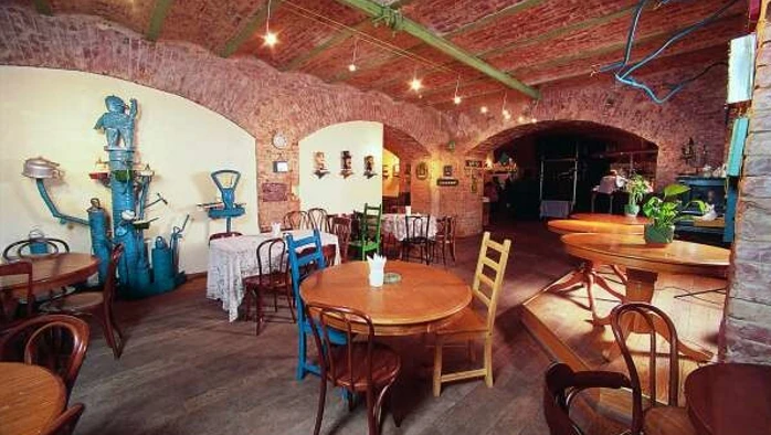 Постер Клуб-ресторан «Петрович»