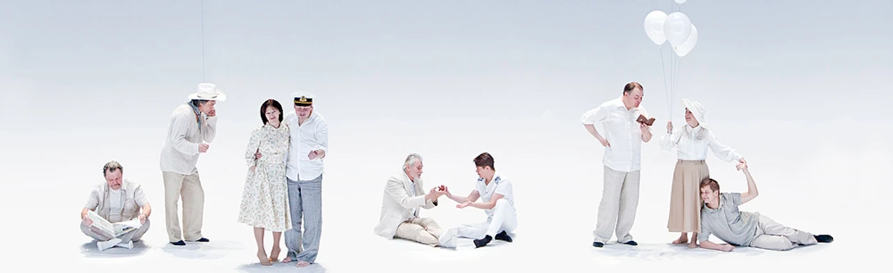 Постер На чемоданах в Москве