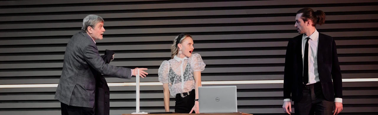 Постер Ложные признания в Москве