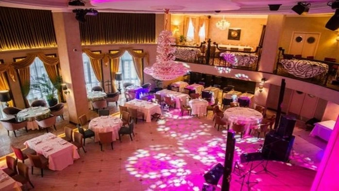 Постер площадки Ресторанный дом Flash Royal