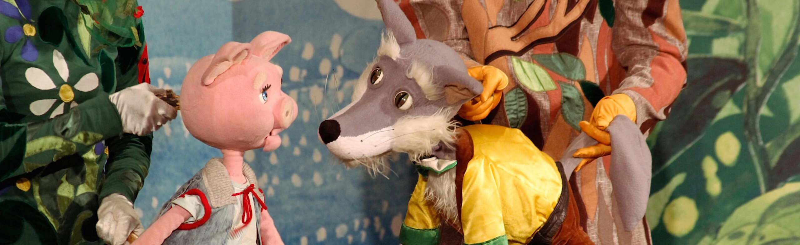 Постер Три веселых поросенка или как подружиться с Волком в Москве