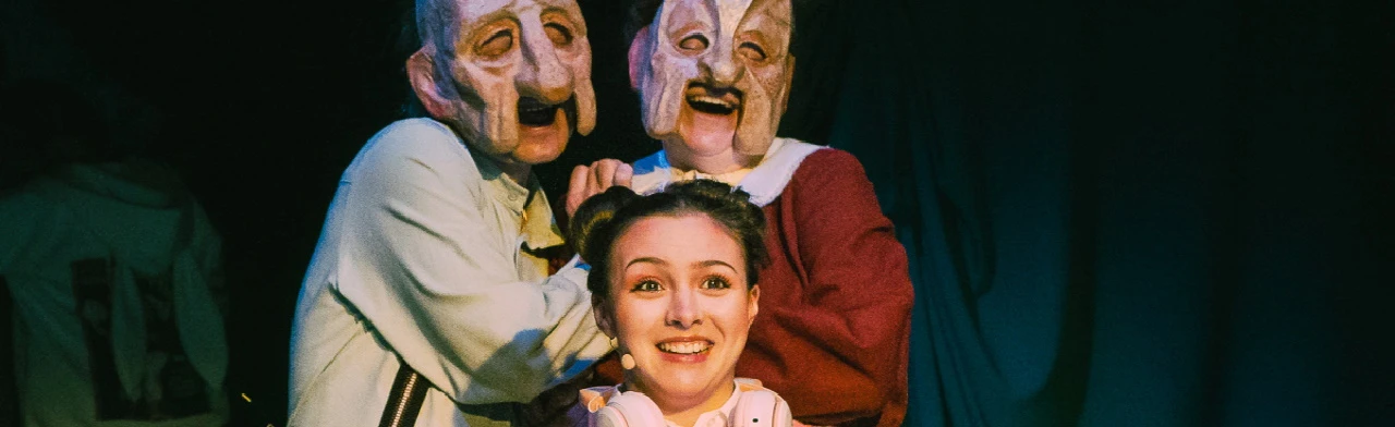 Постер Поющий поросёнок в Москве