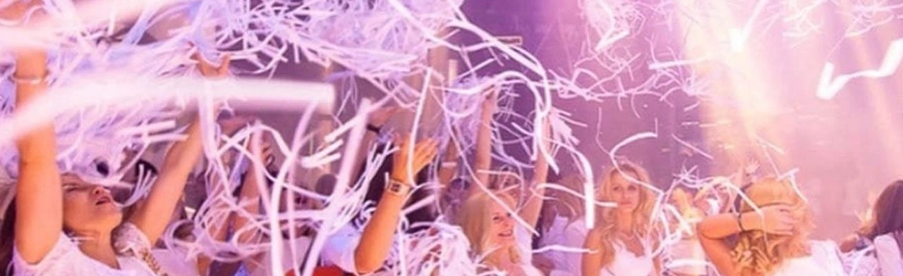 Постер Новогодняя дискотека 90-х и 2000-х