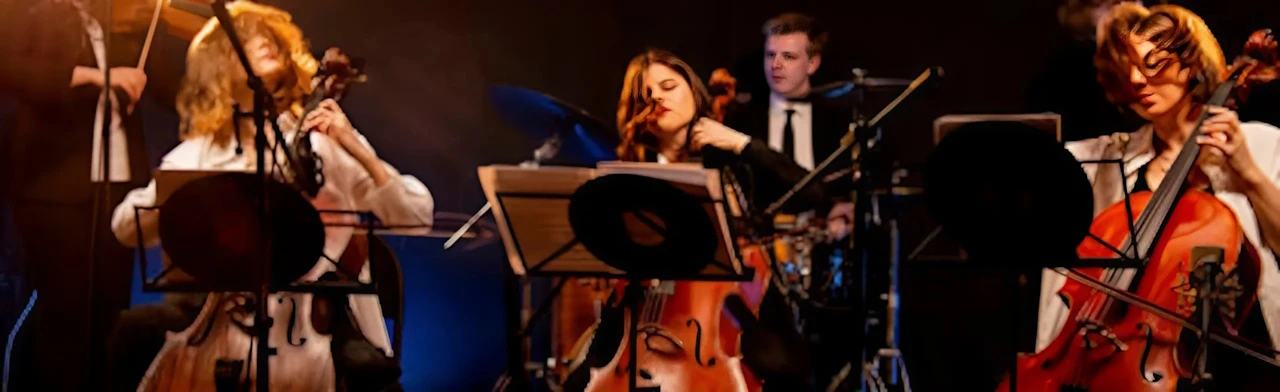 Постер Magic Cellos band. Шедевры Queen на виолончелях в Москве