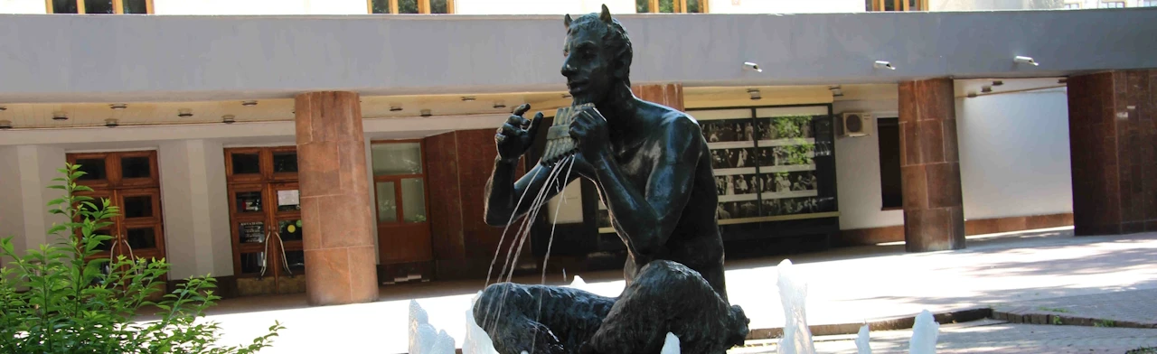 Постер Булгаковская Москва. Вслед за Мастером и Маргаритой в Москве