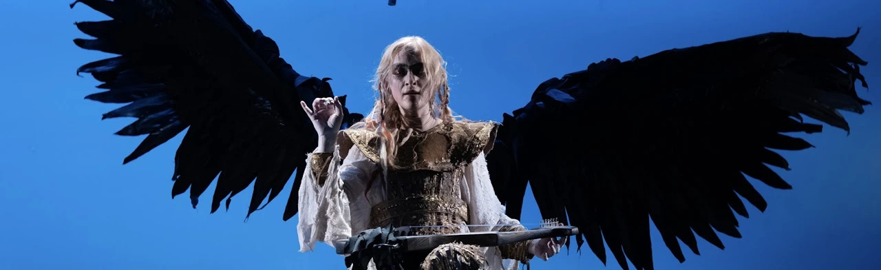 Постер Белая уточка в Москве