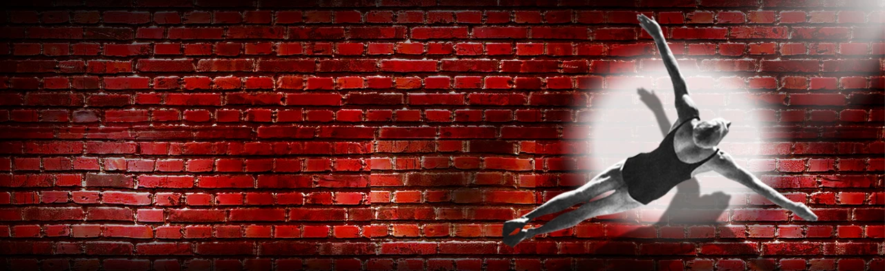 Постер Цветы нам не нужны в Москве