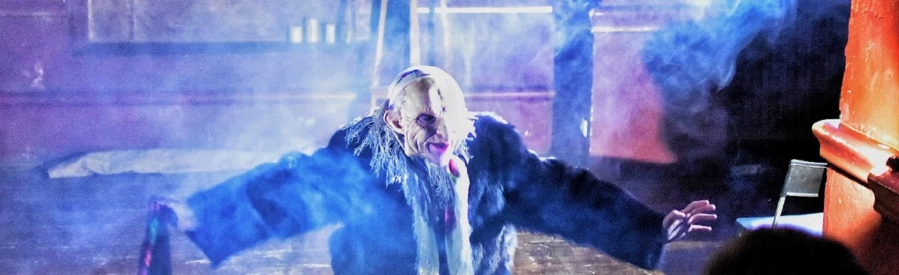 Постер Упырь