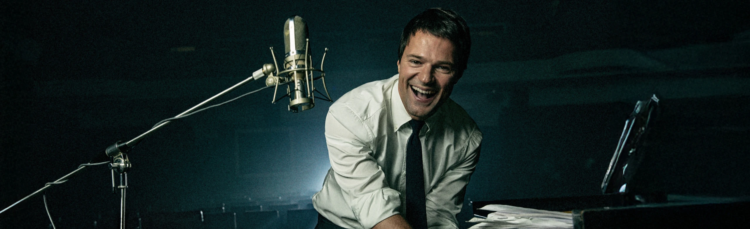 Постер Данила Козловский. FRANK в Москве