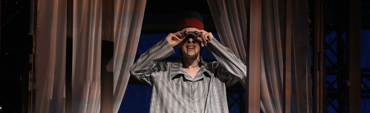 Постер Человек, который ждёт в Москве