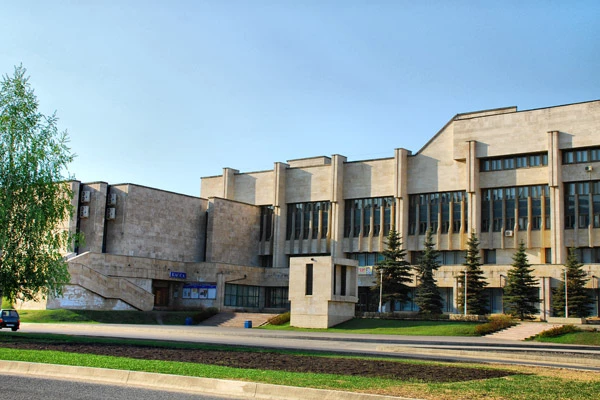 Постер Концертный зал им. Сары Садыковой