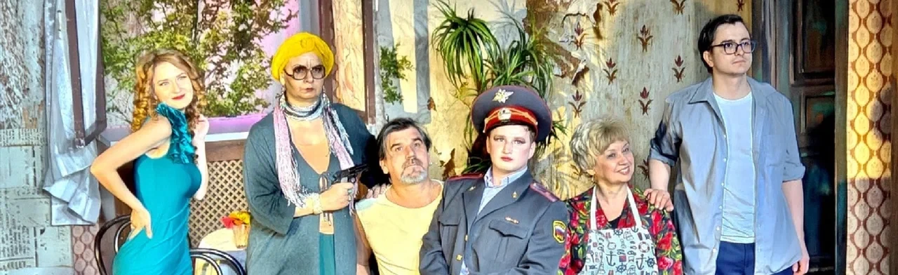 Постер Тетки в Нижнем Новгороде