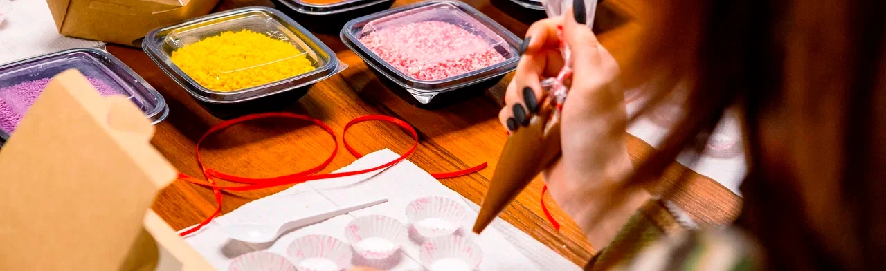 Постер Шоколадные конфеты ручной работы. Мастер-класс. Творческая экскурсия в Нижнем Новгороде